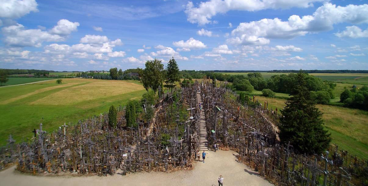 Гора Крестов (Kryžių kalnas) в Литве: где находится, история, сколько крестов и как добраться