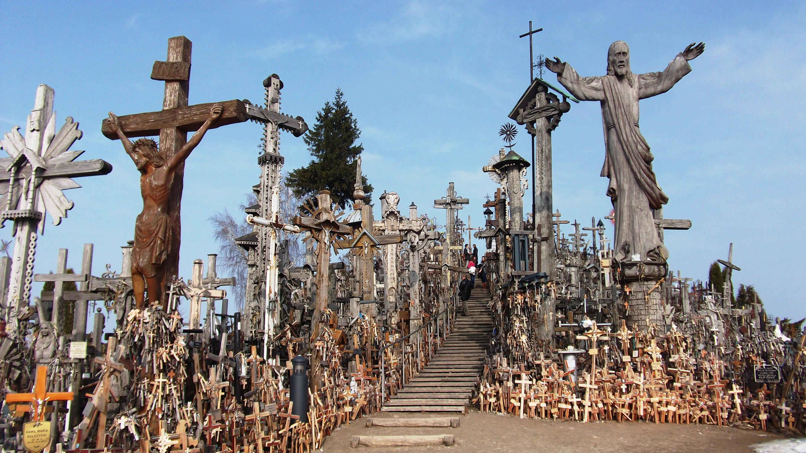 Гора Крестов (Kryžių kalnas) в Литве: где находится, история, сколько крестов и как добраться